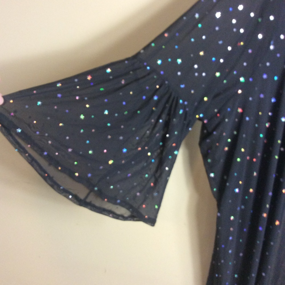 Torrid 5/6 Black Mesh & Iridescent Star Bell Sleeve Longline Kimono - Picture 7 of 10